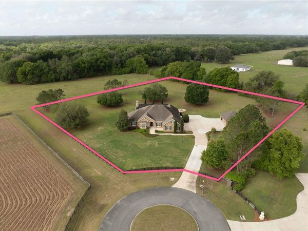 10517 NE 27TH STREET, OXFORD, FL 34484