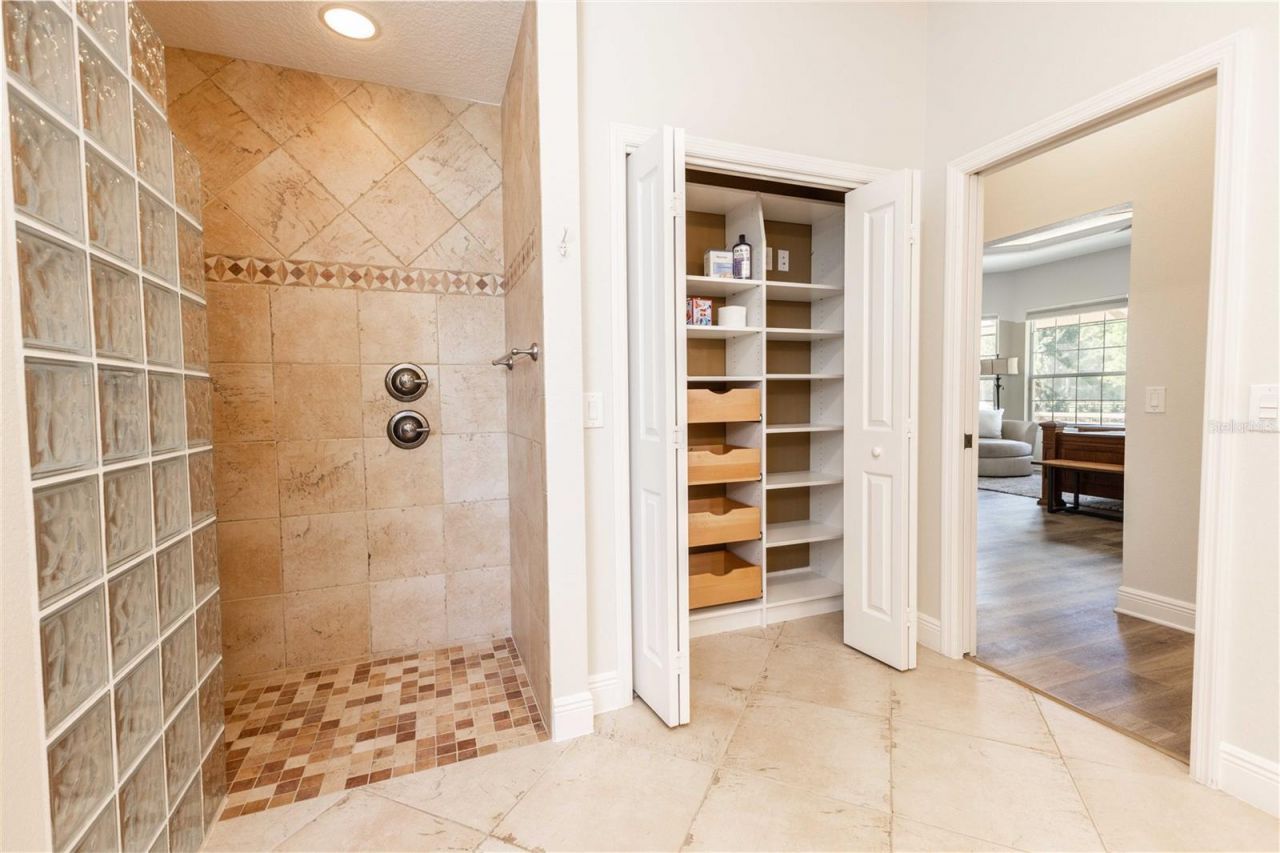 10517 NE 27th Street, Oxford, FL 34484 Photo