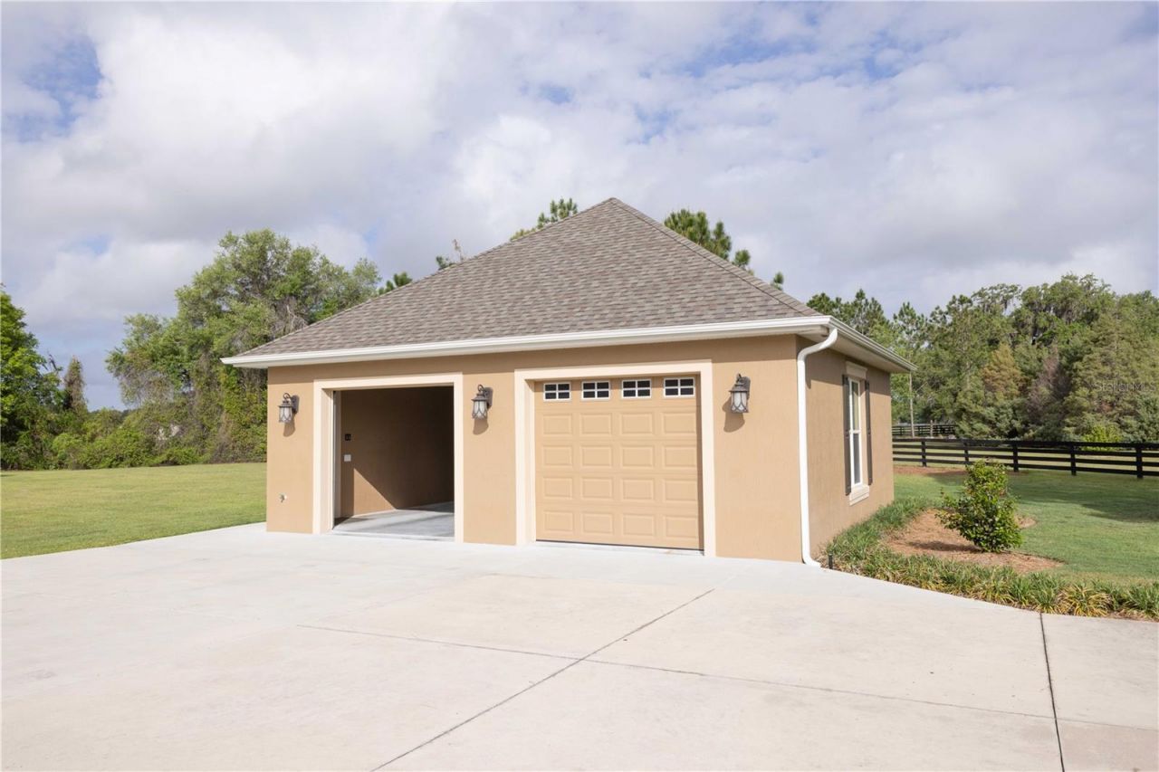 10517 NE 27th Street, Oxford, FL 34484 Photo