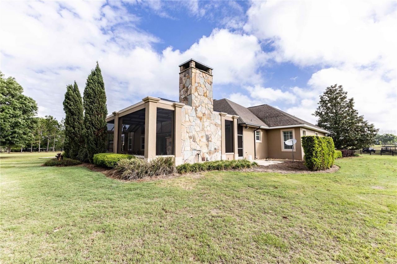 10517 NE 27th Street, Oxford, FL 34484 Photo