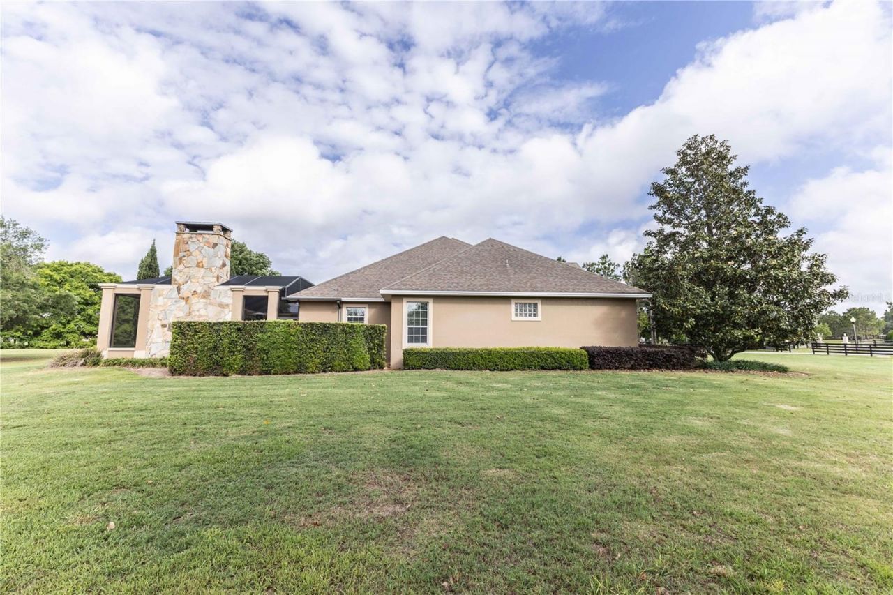 10517 NE 27th Street, Oxford, FL 34484 Photo