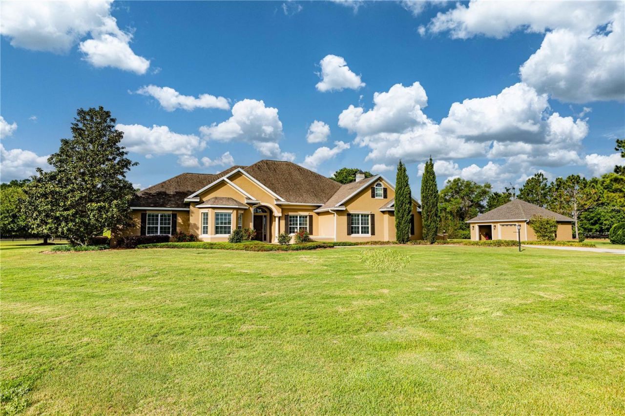 10517 NE 27th Street, Oxford, FL 34484 Photo