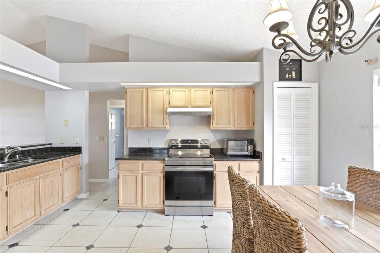 14025 Furman Avenue, Orlando, FL 32826 Photo