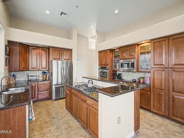 7025 E CARRIAGE TRAILS Drive, Scottsdale, AZ 85266