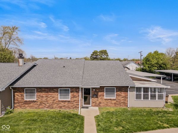 2930 Abounding Drive, Columbus, IN 47201