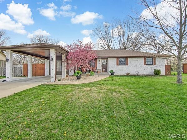 6 Dwight Street, Waterloo, IL 62298