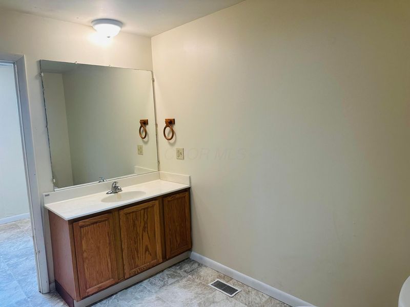 55 E Federal Street, Sedalia, OH 43151 Photo 14