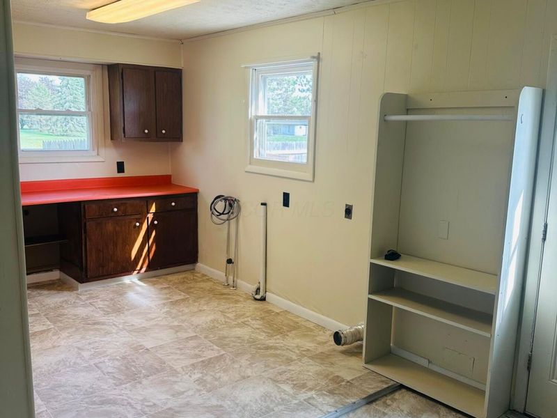 55 E Federal Street, Sedalia, OH 43151 Photo 4