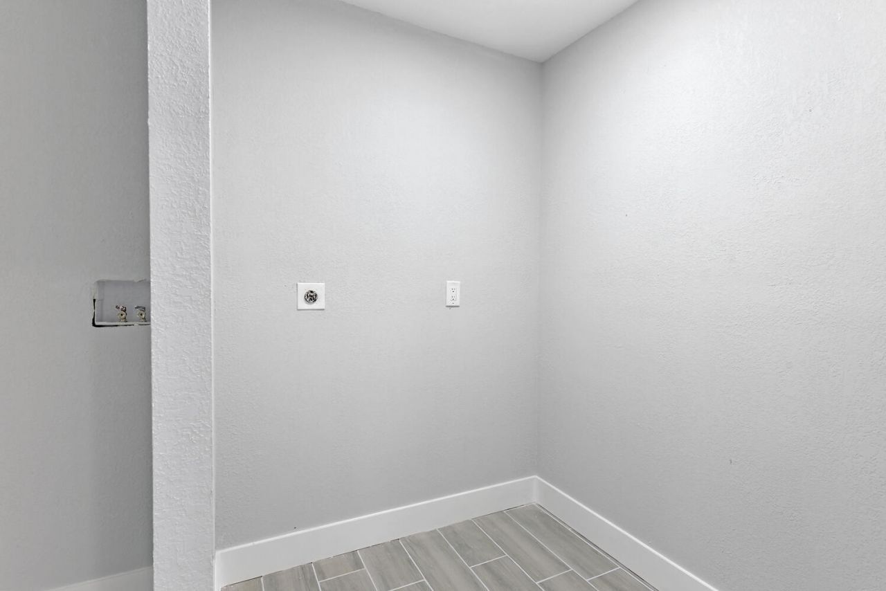 8587 SW 18th Avenue, Stuart, FL 34997 Photo