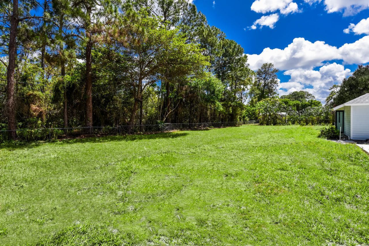 8587 SW 18th Avenue, Stuart, FL 34997 Photo