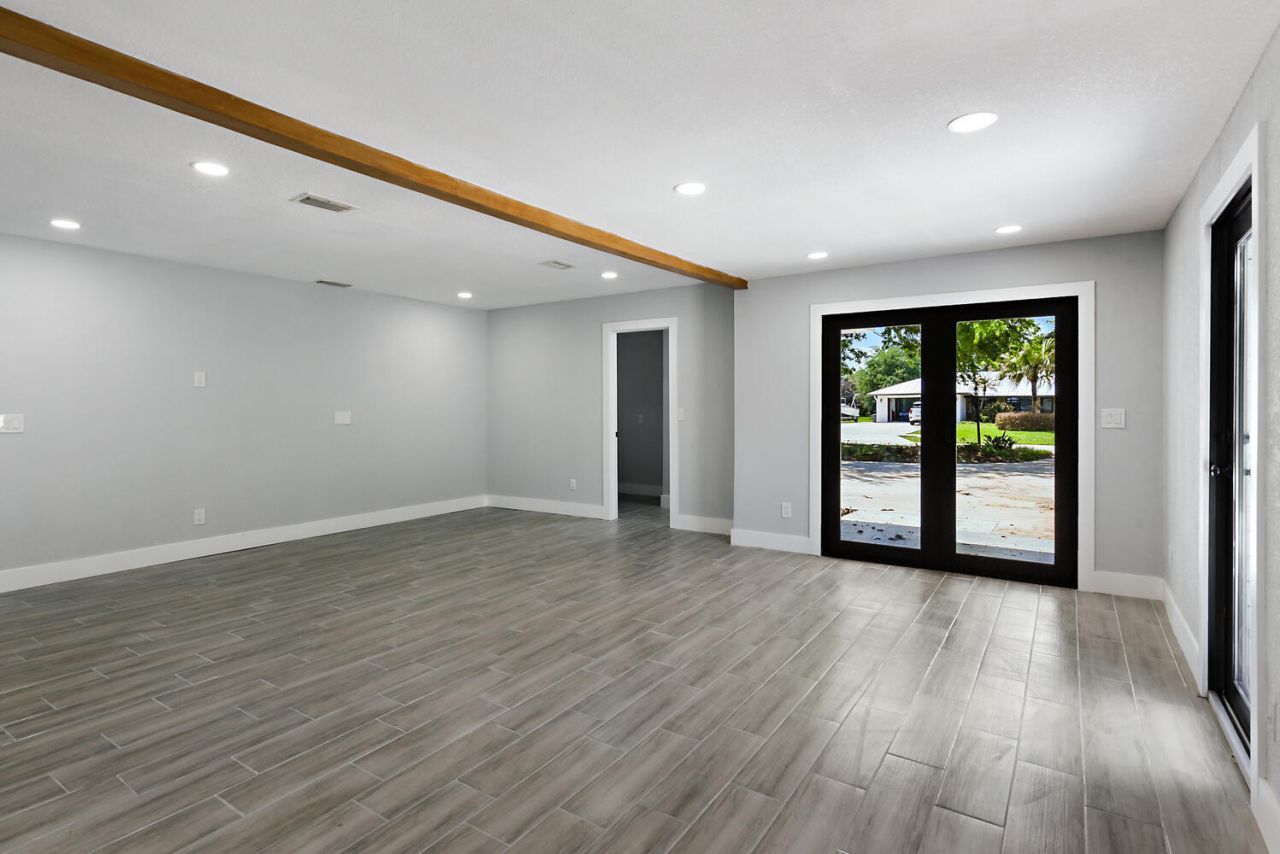 8587 SW 18th Avenue, Stuart, FL 34997 Photo