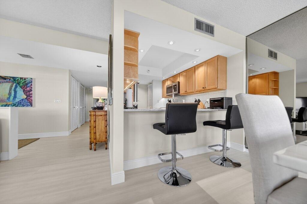 218 NE Edgewater Drive, Unit 218, Hutchinson Island, FL 34996 Photo