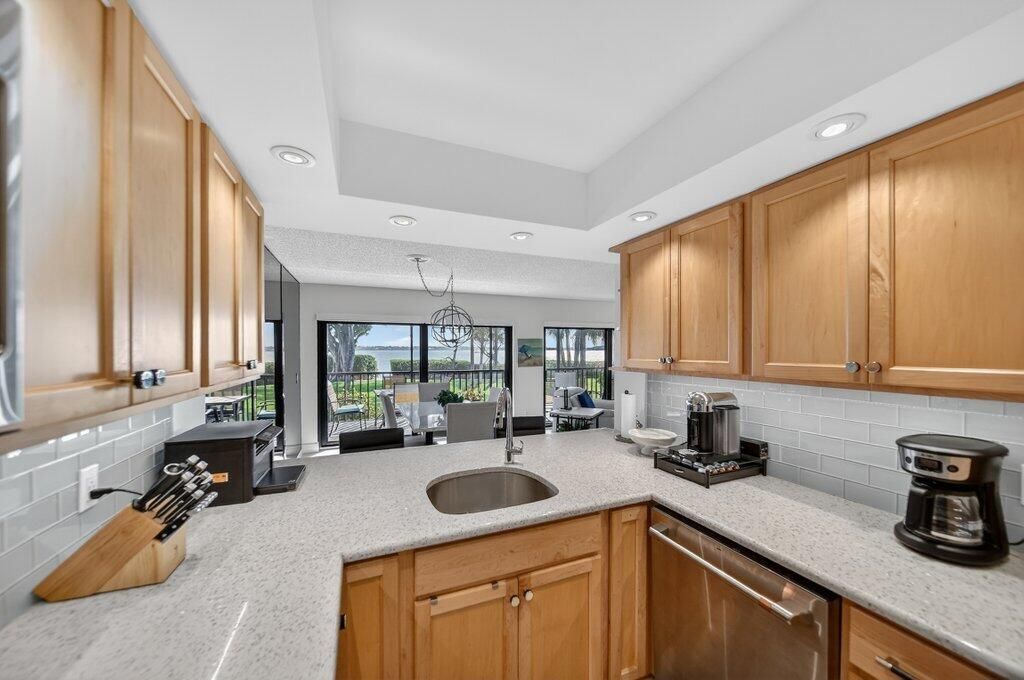 218 NE Edgewater Drive, Unit 218, Hutchinson Island, FL 34996 Photo