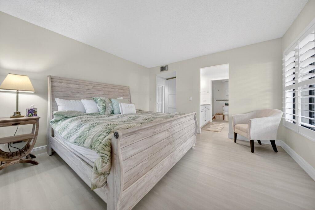 218 NE Edgewater Drive, Unit 218, Hutchinson Island, FL 34996 Photo