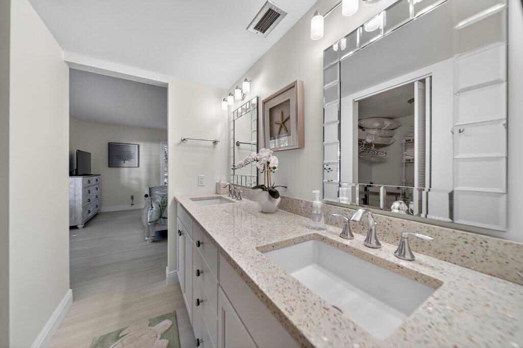 218 NE Edgewater Drive, Unit 218, Hutchinson Island, FL 34996 Photo