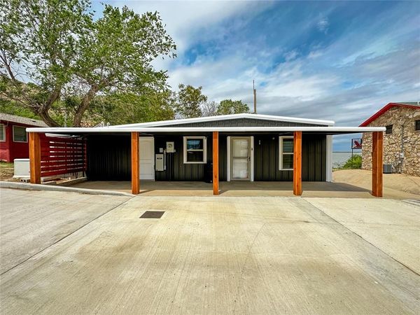 20746 E 1460th Road, Unit 20, Lone Wolf, OK 73655