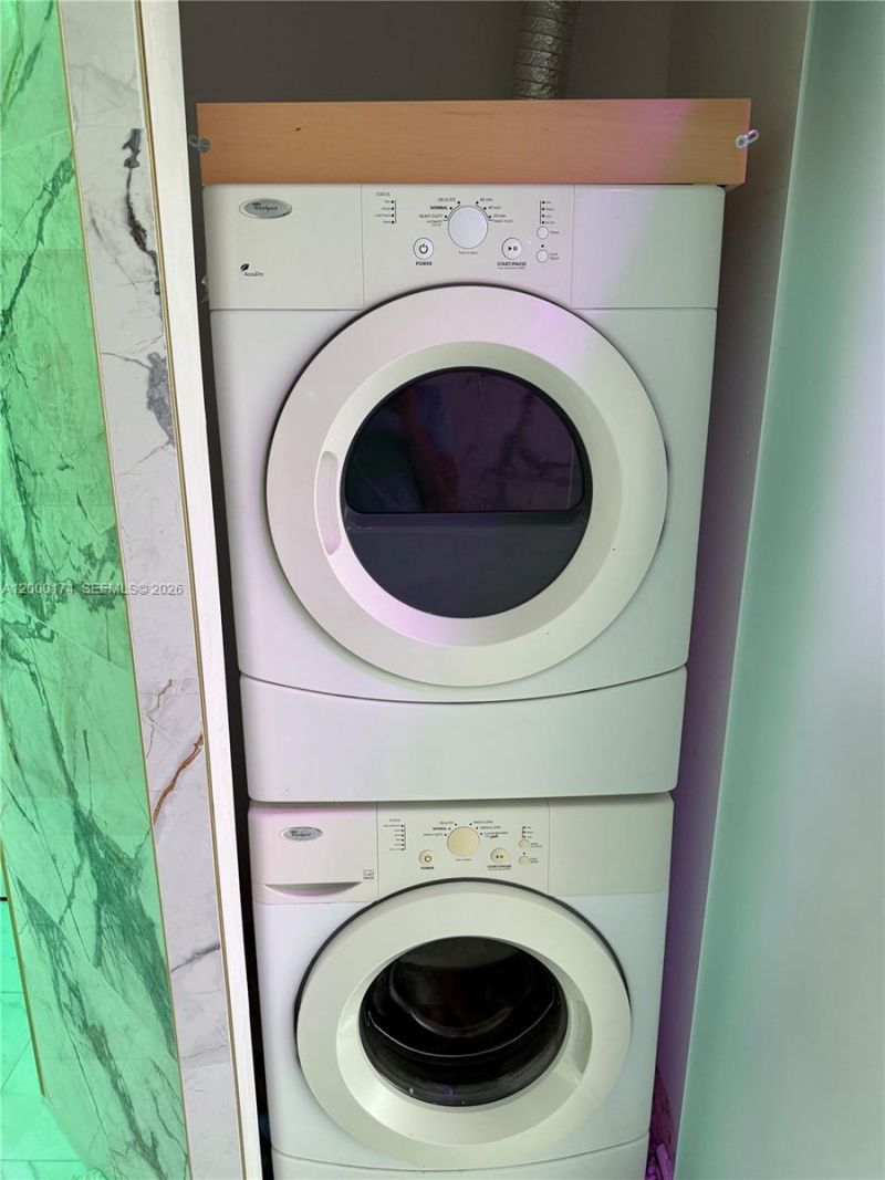 601 NE 23rd St, Unit 903, Miami, FL 33137 Photo