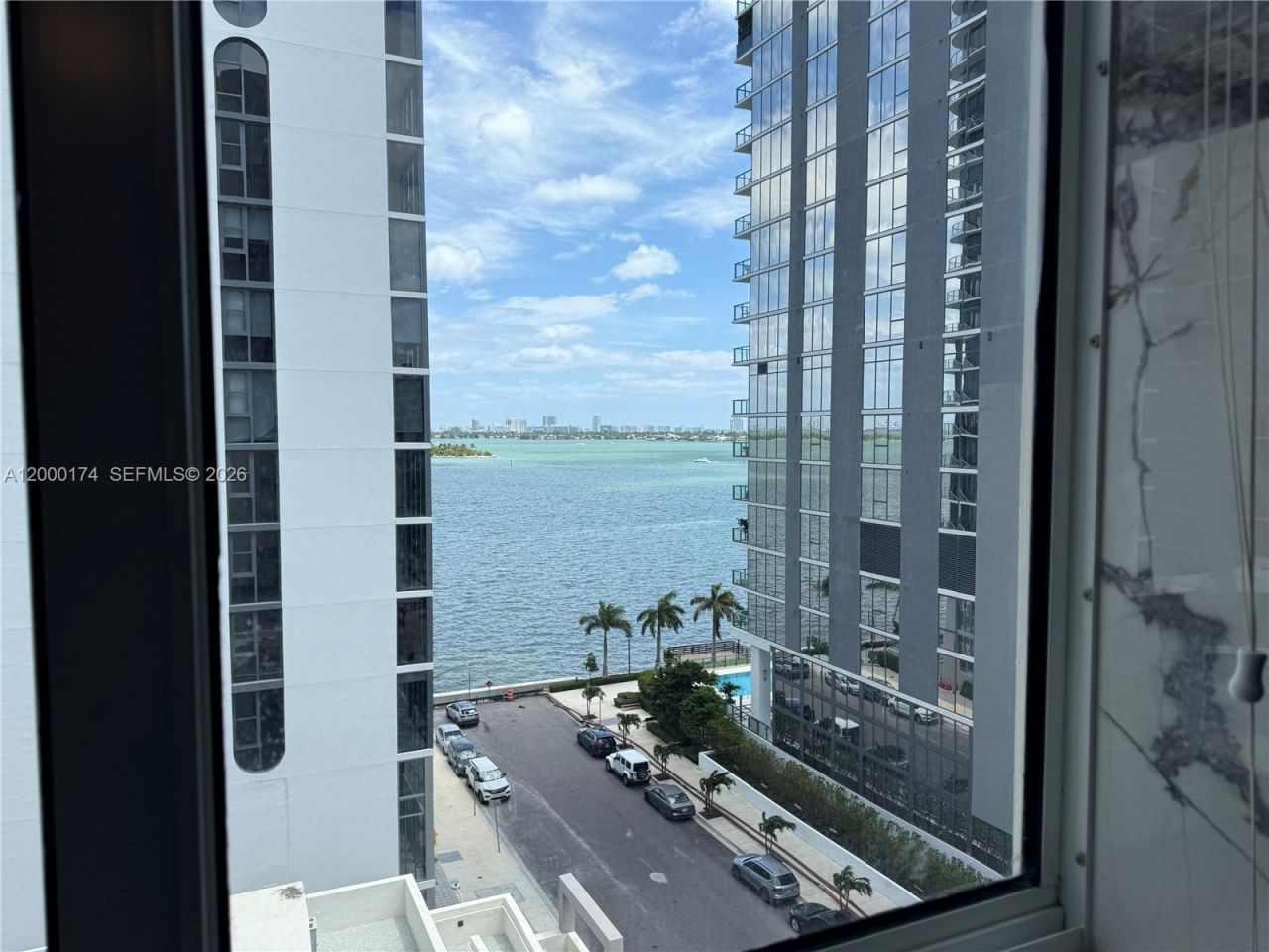 601 NE 23rd St, Unit 903, Miami, FL 33137 Photo