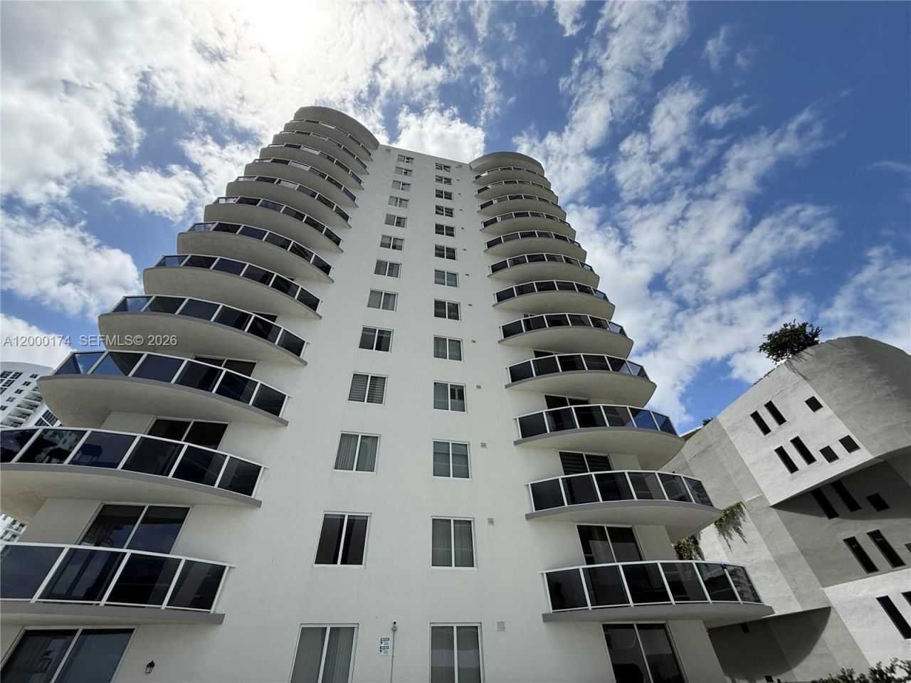 601 NE 23rd St, Unit 903, Miami, FL 33137 Photo