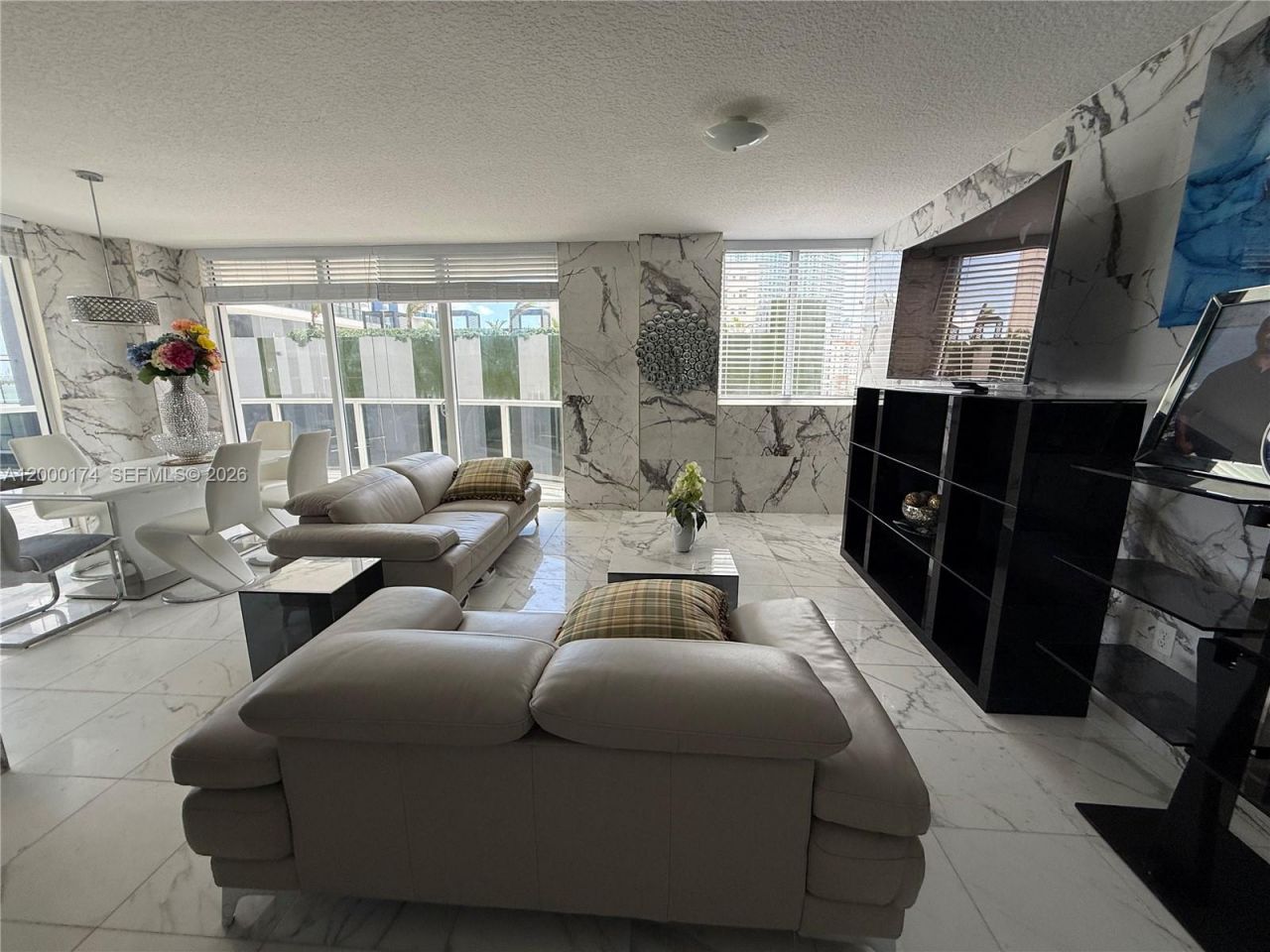 601 NE 23rd St, Unit 903, Miami, FL 33137 Photo