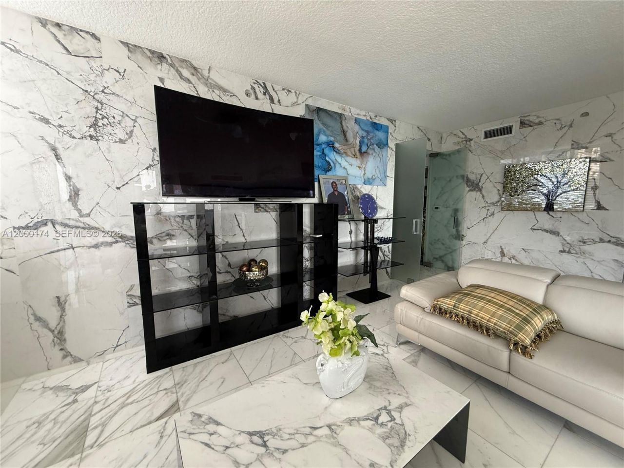 601 NE 23rd St, Unit 903, Miami, FL 33137 Photo