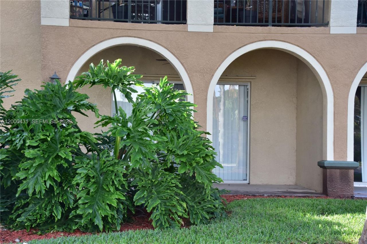 2493 Centergate Dr, Unit 103, Miramar, FL 33025 Photo