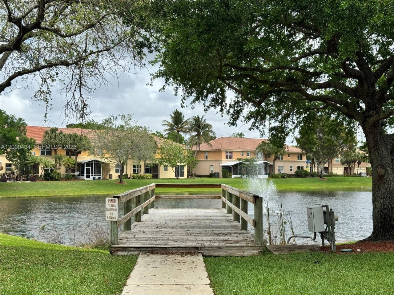 435 Rainbow Springs Ter, Royal Palm Beach, FL 33411 Photo