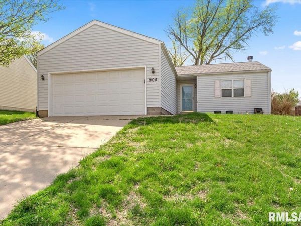 905 HELENE Street, Springfield, IL 62702