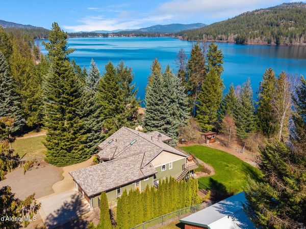 338 Steep LN, Cocolalla, ID 83813