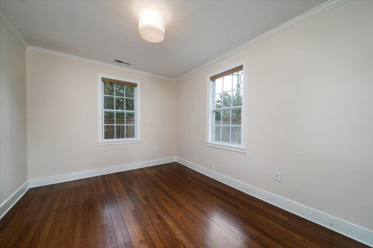 20 Timmerman Drive Photo 14