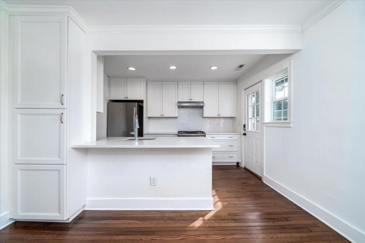 20 Timmerman Drive Photo 17