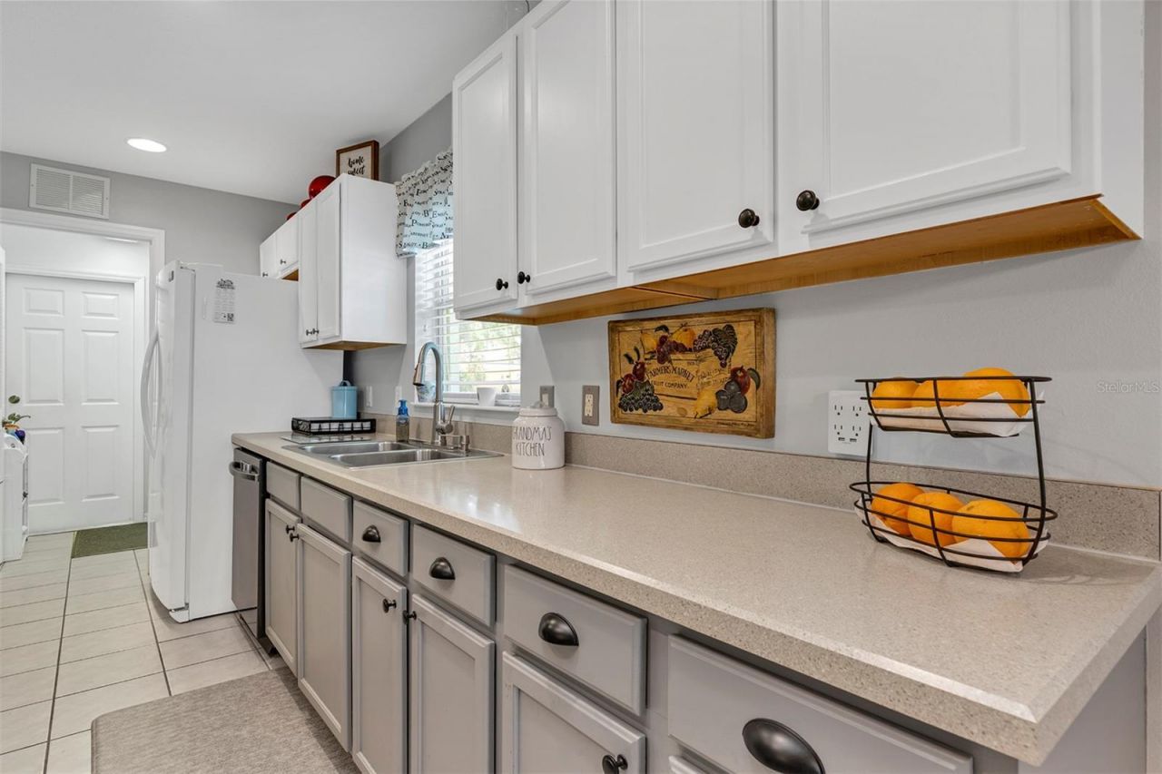4401 Poplar Grove Court, Leesburg, FL 34748 Photo