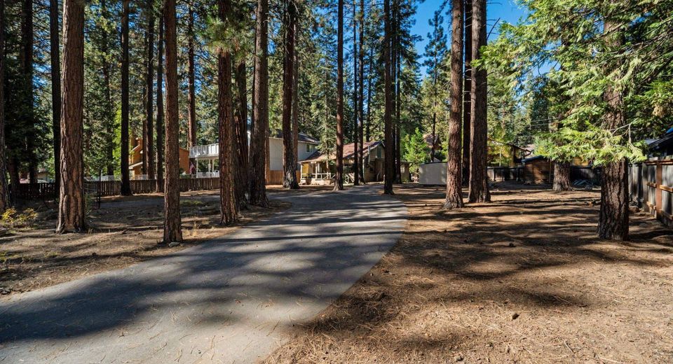 8529 Golden Avenue, Kings Beach, CA 96143 Photo