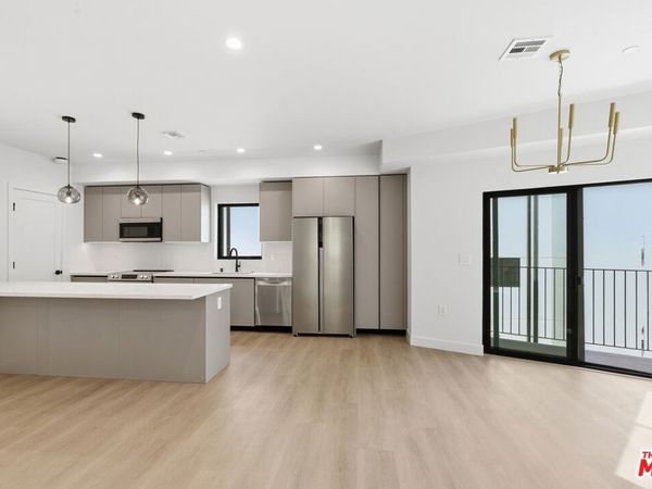 3845 Don Tomaso, Los Angeles, CA 90008