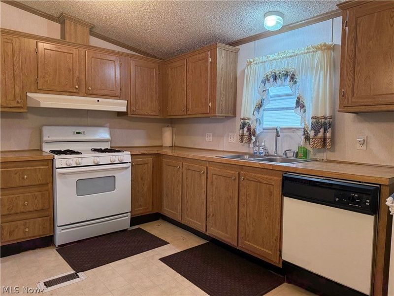 10096 William Henry Drive, Streetsboro, OH 44241 Photo 13