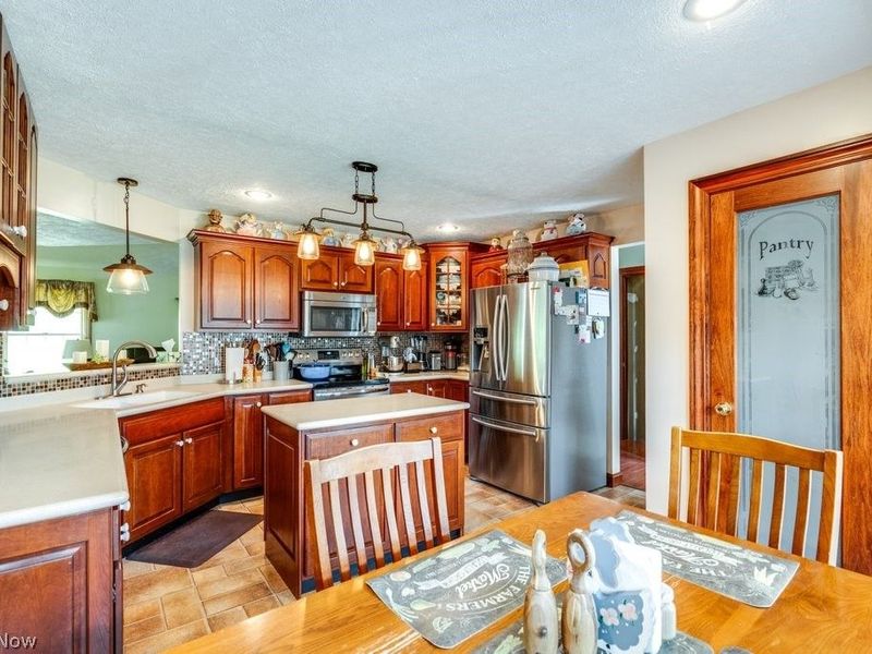 3139 Camille Road SW, Sherrodsville, OH 44675 Photo 17