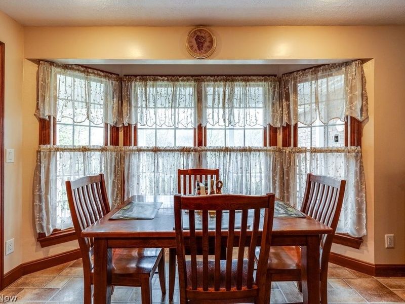 3139 Camille Road SW, Sherrodsville, OH 44675 Photo 21