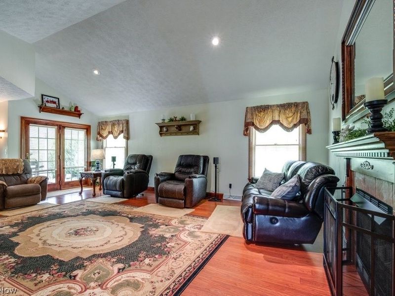 3139 Camille Road SW, Sherrodsville, OH 44675 Photo 43