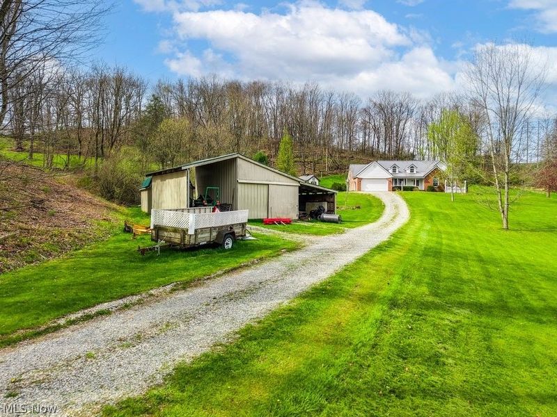 3139 Camille Road SW, Sherrodsville, OH 44675 Photo 6