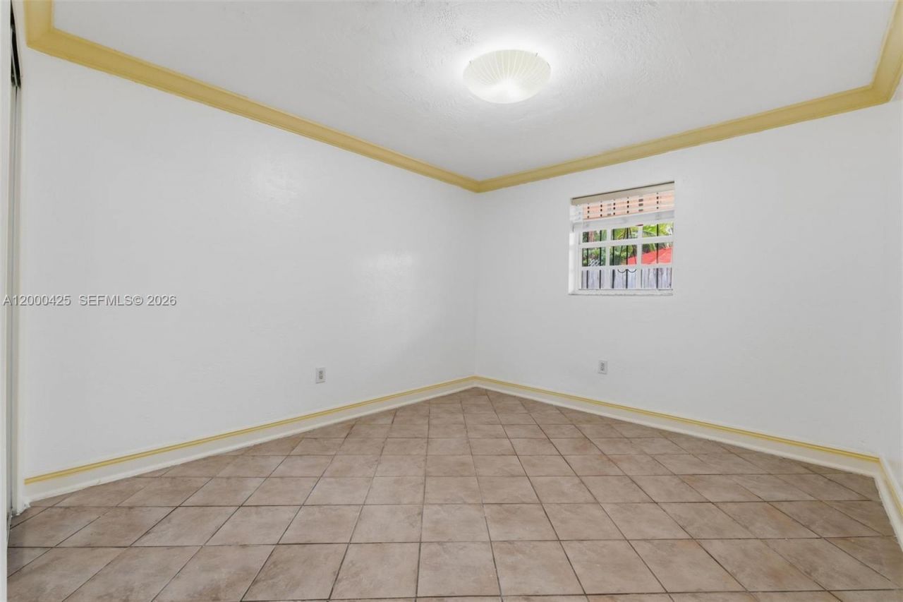 3147 Mcdonald St, Unit 2, Miami, FL 33133 Photo