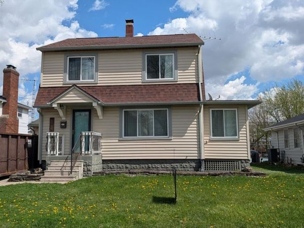 819 Rawson Avenue, Fremont, OH 43420