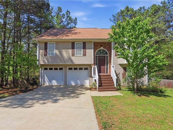 12 Buckland Court, White, GA 30184