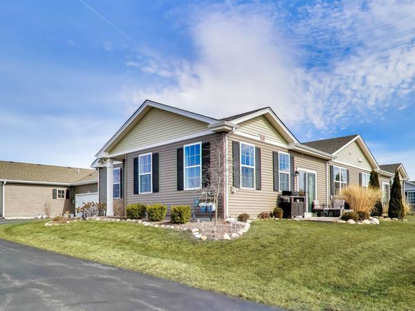 6322 Maple Glen Drive, Wonder Lake, IL 60097