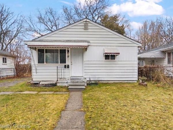 37 E Brooklyn Avenue, Pontiac, MI 48340