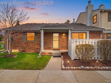 1921 Vine Way Drive, CANTON, MI 48188