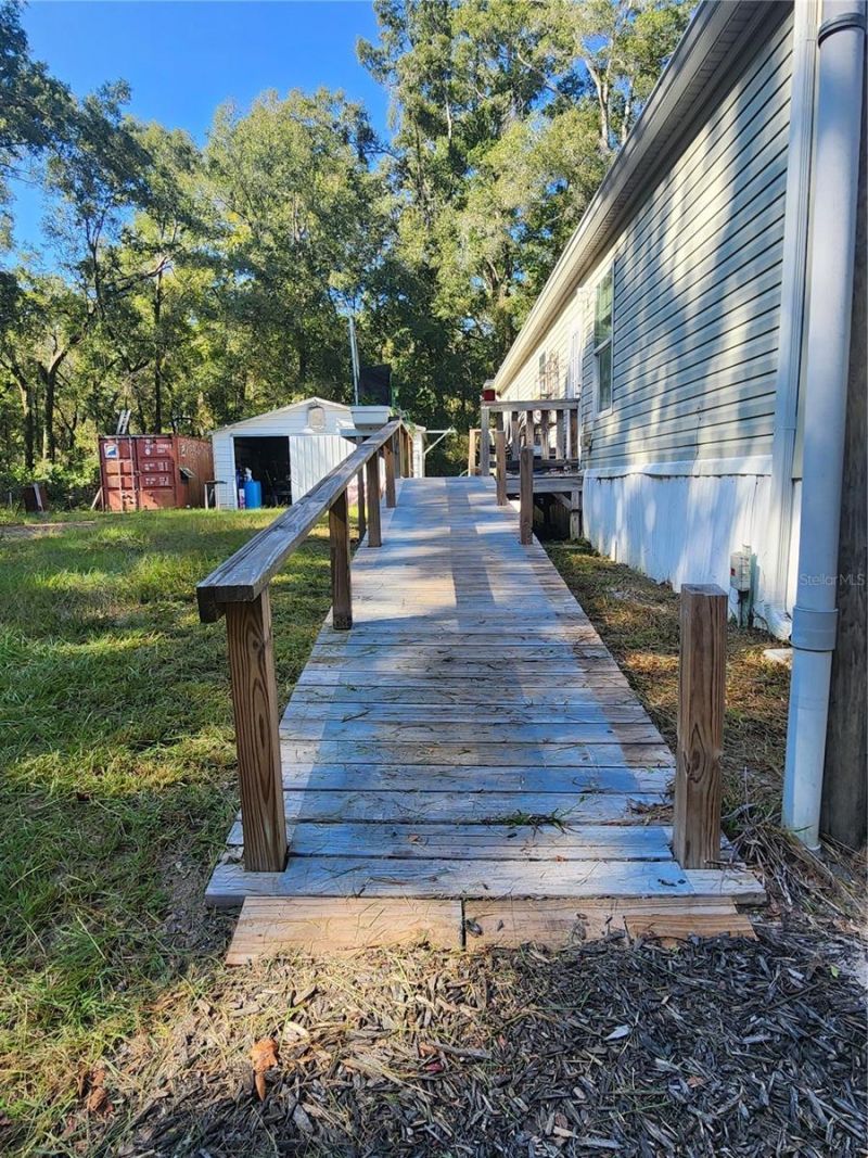 7910 NW 141st Street , Trenton, FL 32693 Photo