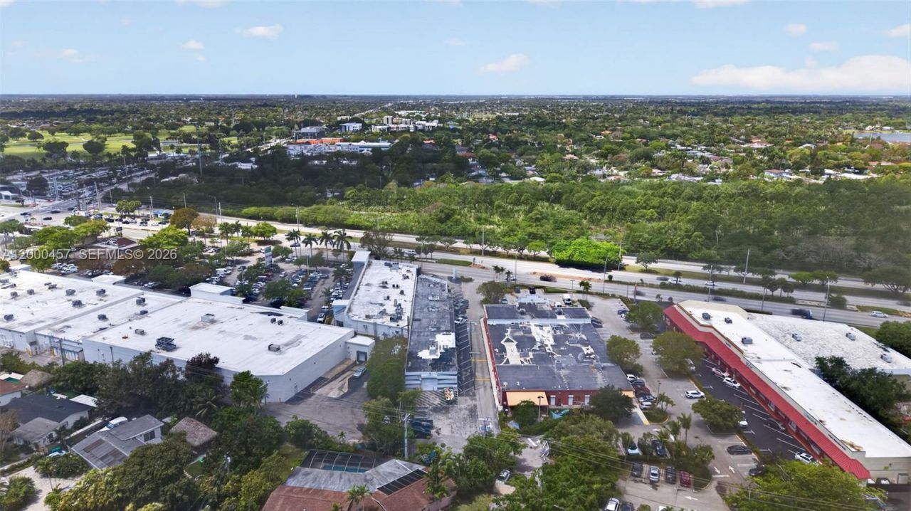 14951 S Dixie Hwy, Palmetto Bay, FL 33176 Photo