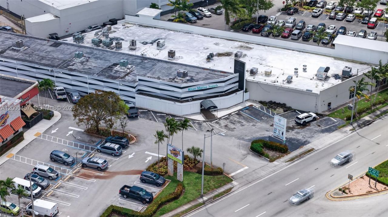 14951 S Dixie Hwy, Palmetto Bay, FL 33176 Photo