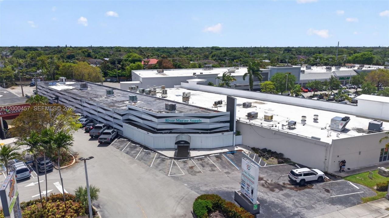 14951 S Dixie Hwy, Palmetto Bay, FL 33176 Photo