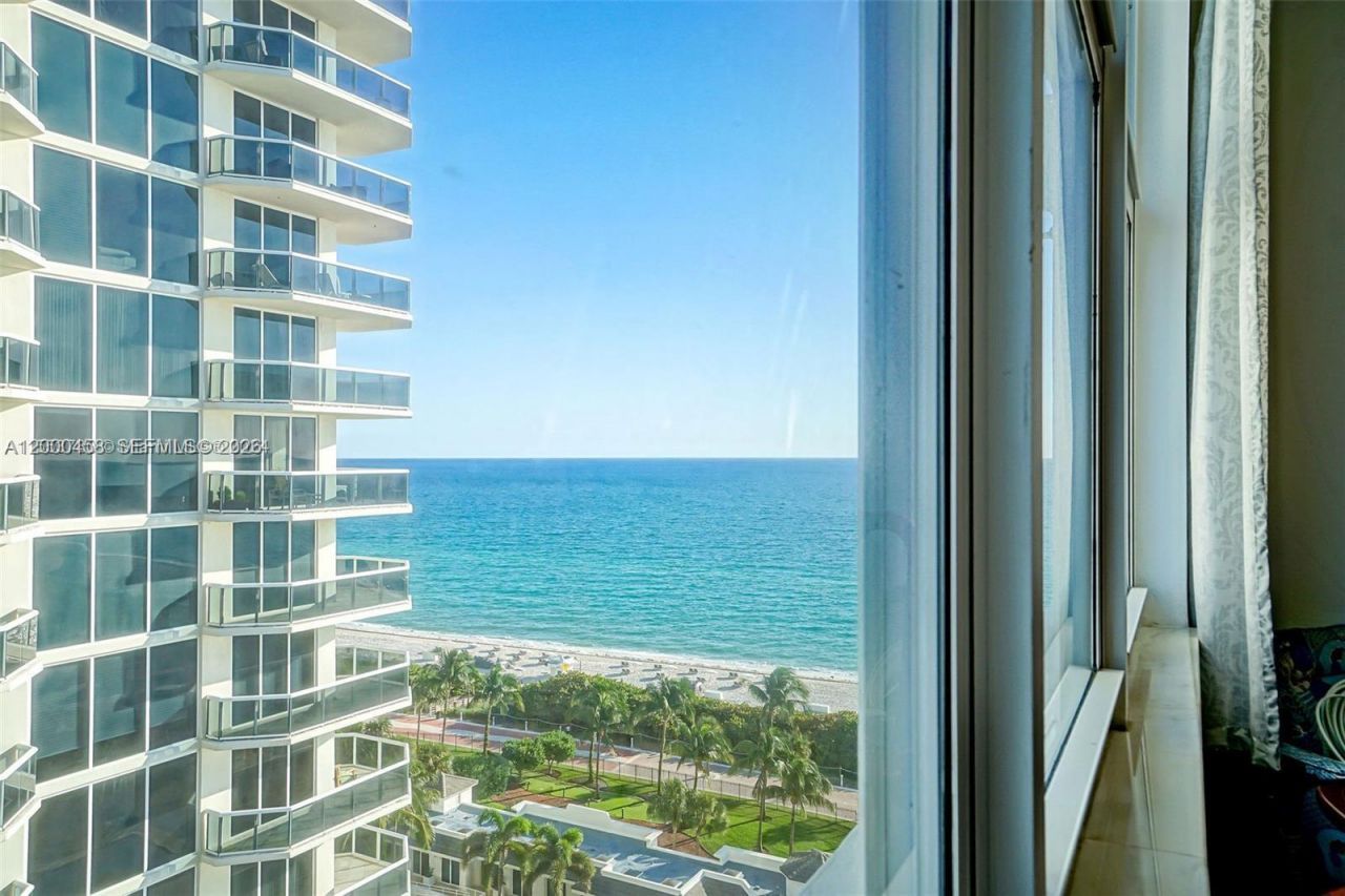 4747 Collins Ave, Unit 1108, Miami Beach, FL 33140 Photo